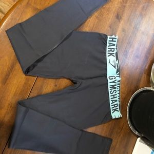 GYMSHARK FIT LEGGINGS SIZE M EUC